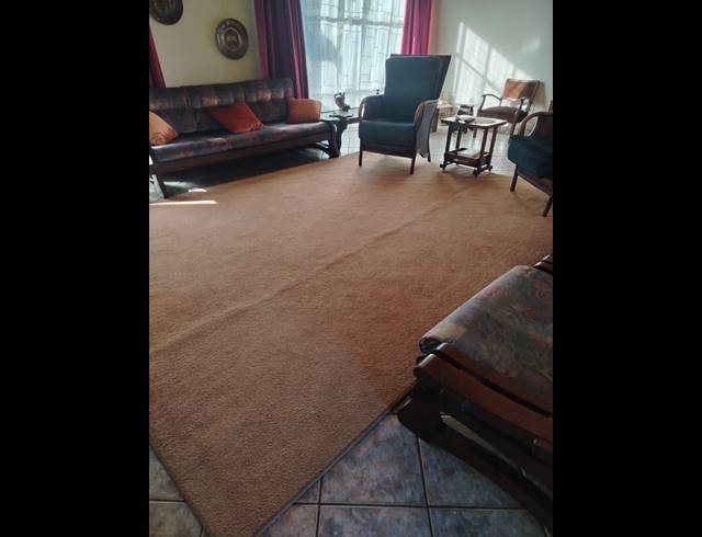 3 BEDROOM FREEHOLD FOR SALE IN BARRY HERTZOG PARK
